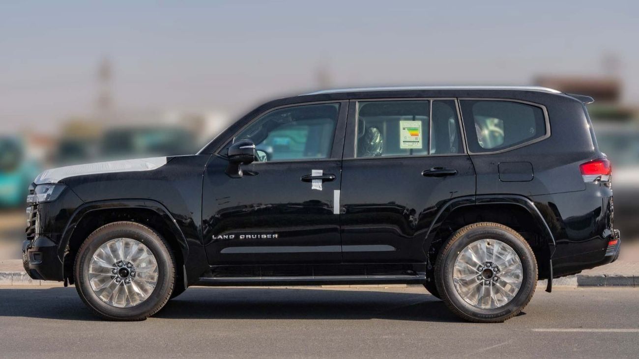Toyota Land Cruiser 2026 Toyota Land Cruiser 300 GXR 3.3L Twin Turbo Diesel AT (Black)
