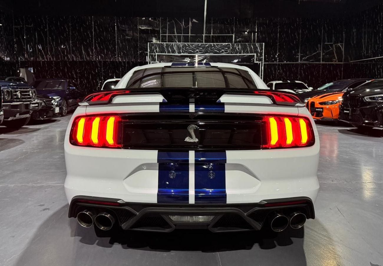 Ford Mustang SHELBY GT500 Ford Mustang Shelby GT500 2022 Low Mileage | GCC | White/Blue | AL Tayer Warranty and Service 2028