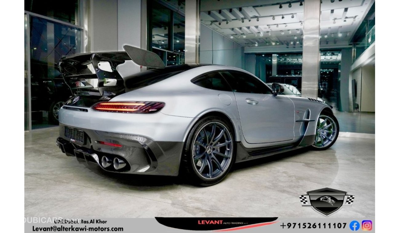 مرسيدس بنز AMG GT BRAND NEW MERCEDES GT BLACK SERIES 0KM IN MASSIVE CONDITION FULLY LOADED FOR SALE