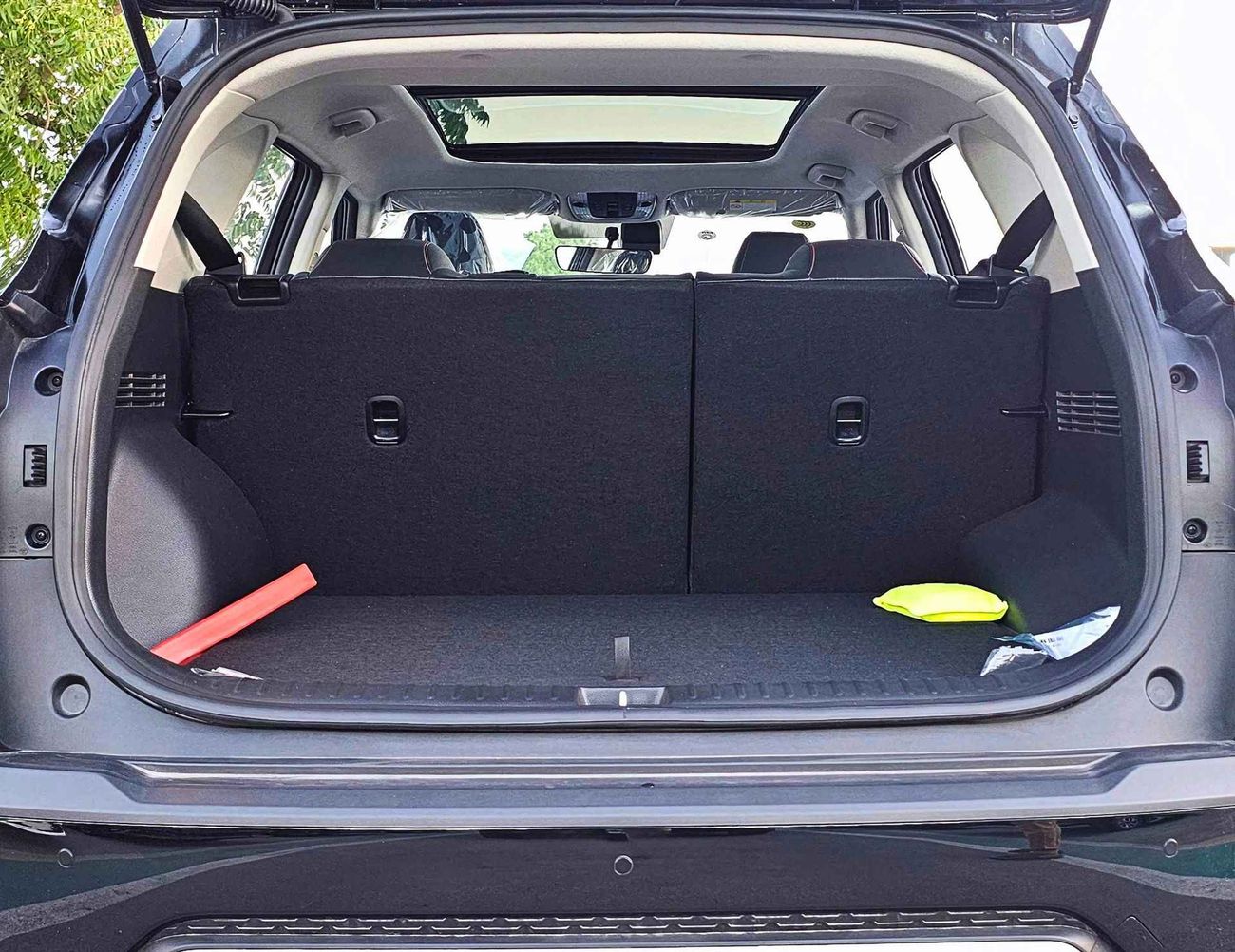 Kia Seltos 1.5L V4 PETROL / PUSH START / PANORAMIC ROOF / LEATHER SEATS (CODE # 69089)