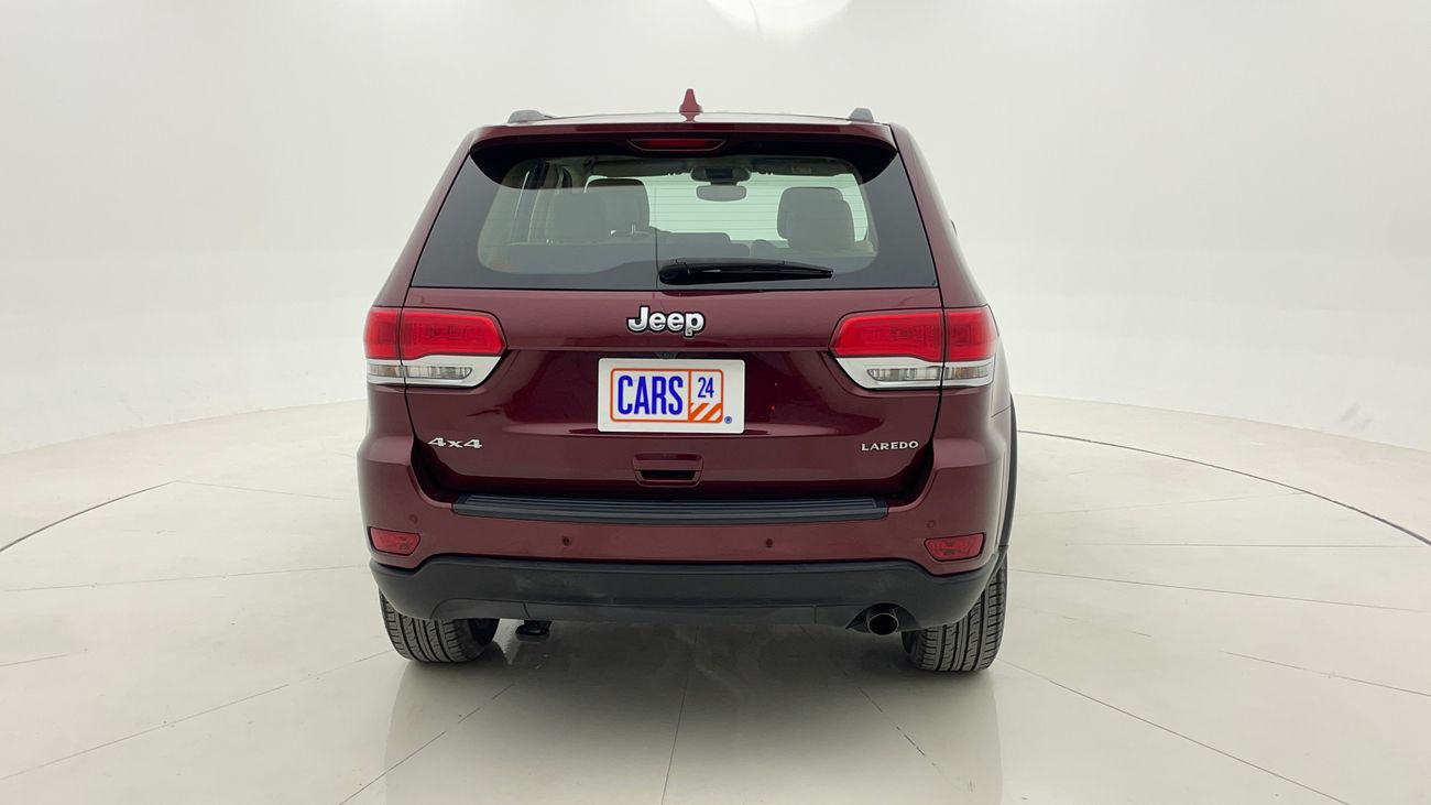 جيب جراند شيروكي LAREDO 3.6 | بدون دفعة مقدمة | اختبار القيادة في المنزل