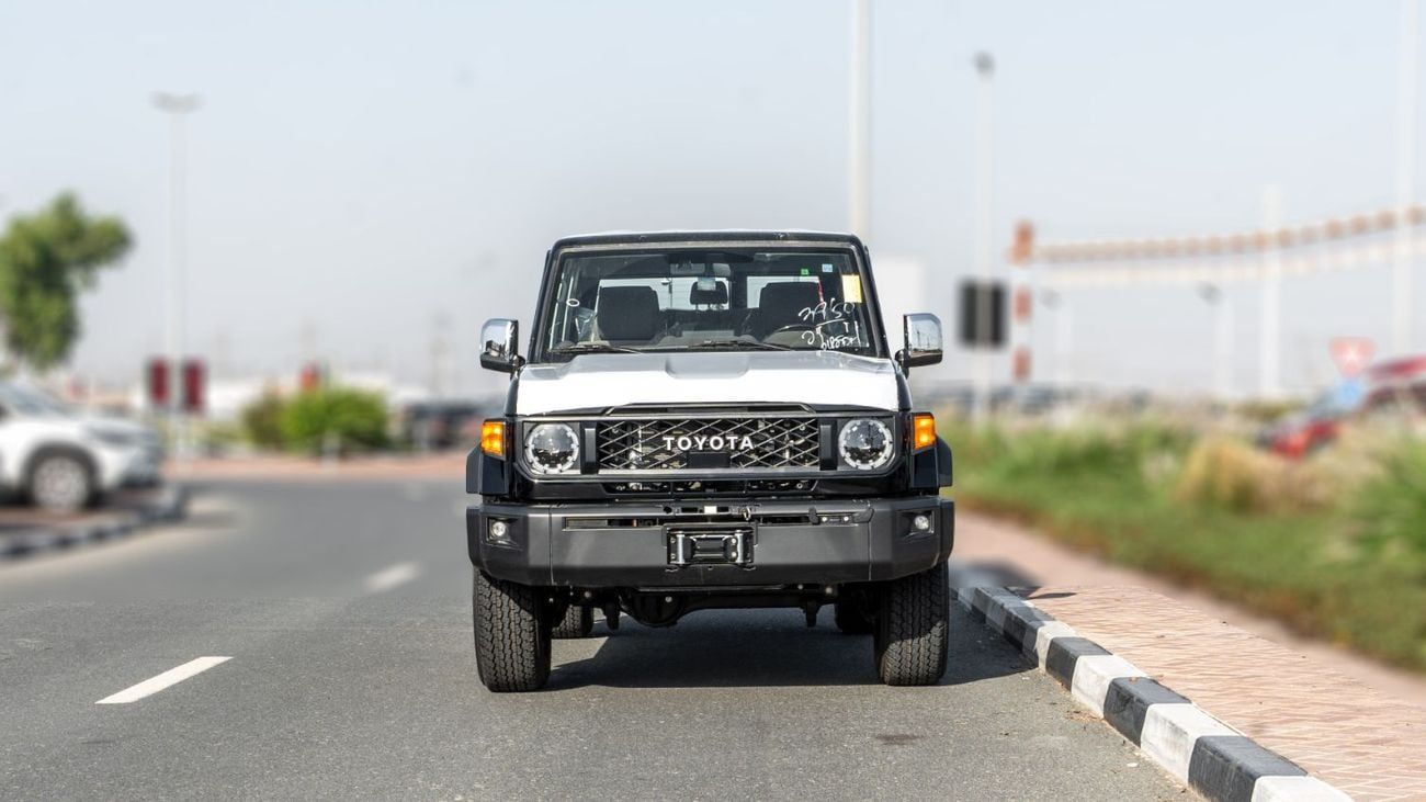 Toyota Land Cruiser 70 2026 Toyota Land Cruiser LC76 4.0L AT Petrol (Black-Brown) Mid Option