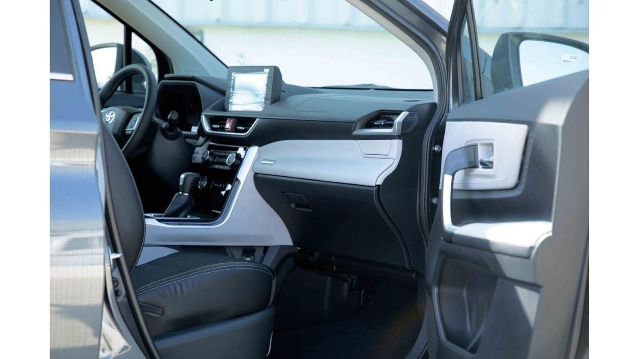 تويوتا فيلوز تويوتا فيلوز V 1.5 موديل 2023 - رمادي معدني من الداخل أسود