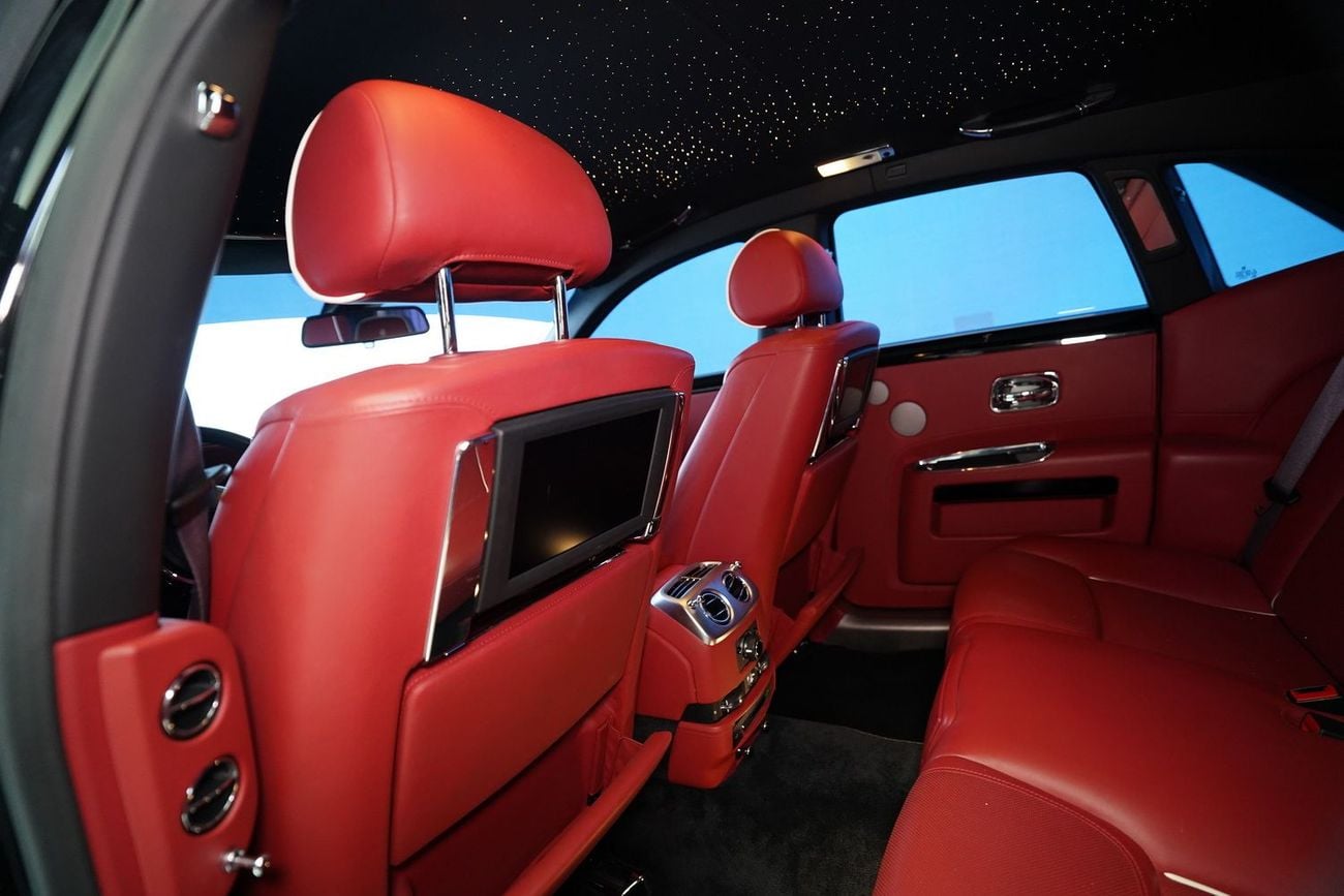 Rolls-Royce Ghost Std 6.6L SERIES 2
