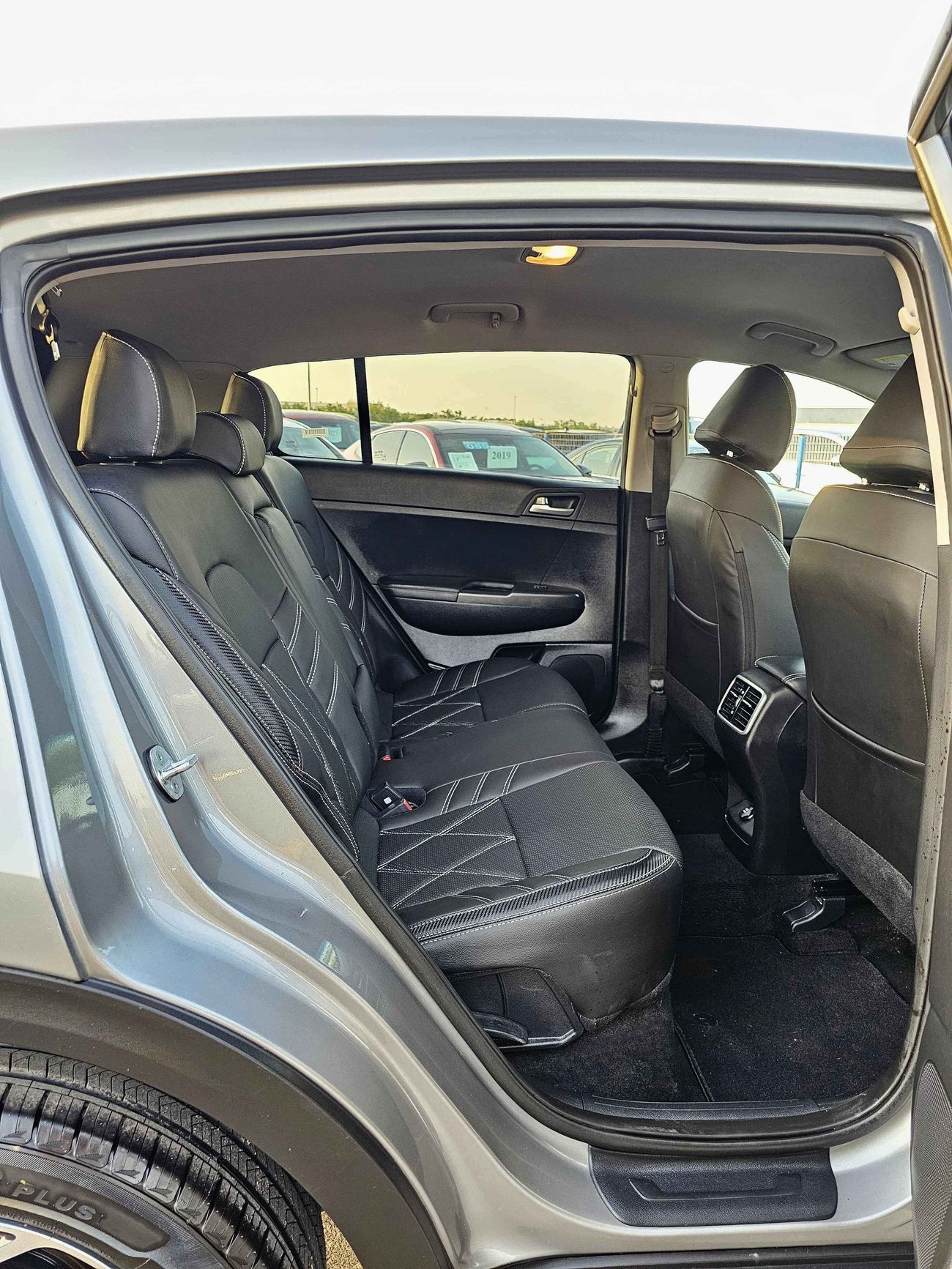 كيا سبورتيج LX AWD/ LEATHER/ DVD CAMERA/ ORG AIRBAG/ LOW MILEAGE/ 682 Monthly/ LOT# 38338