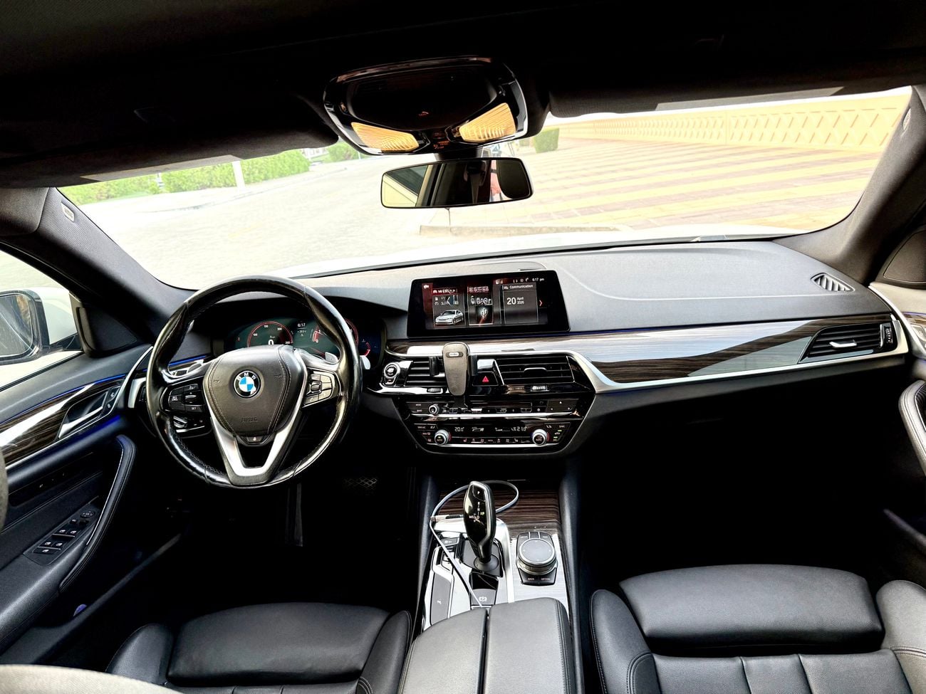 بي أم دبليو 530i