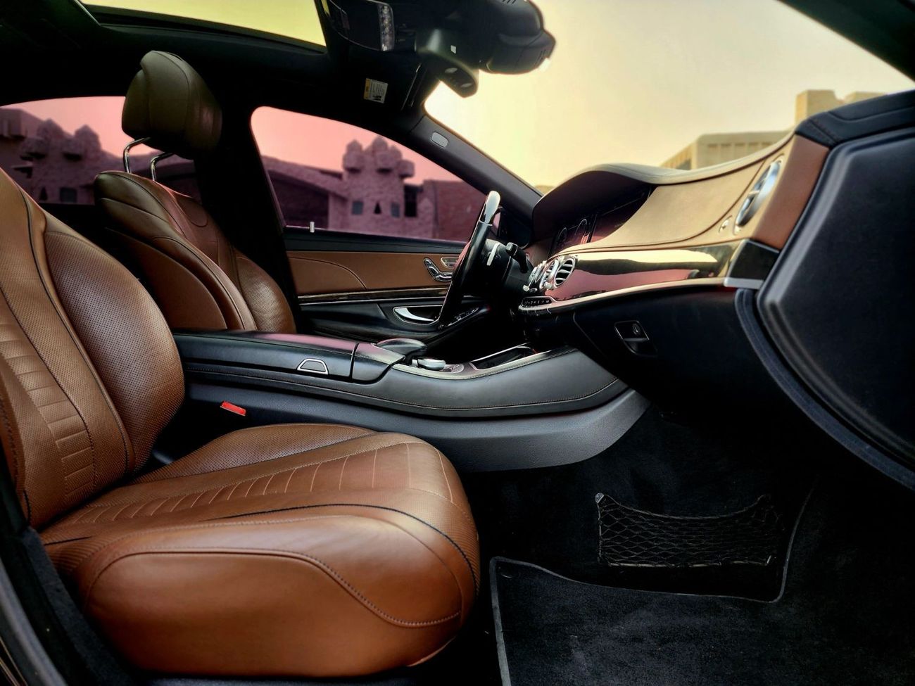 مرسيدس بنز S 550