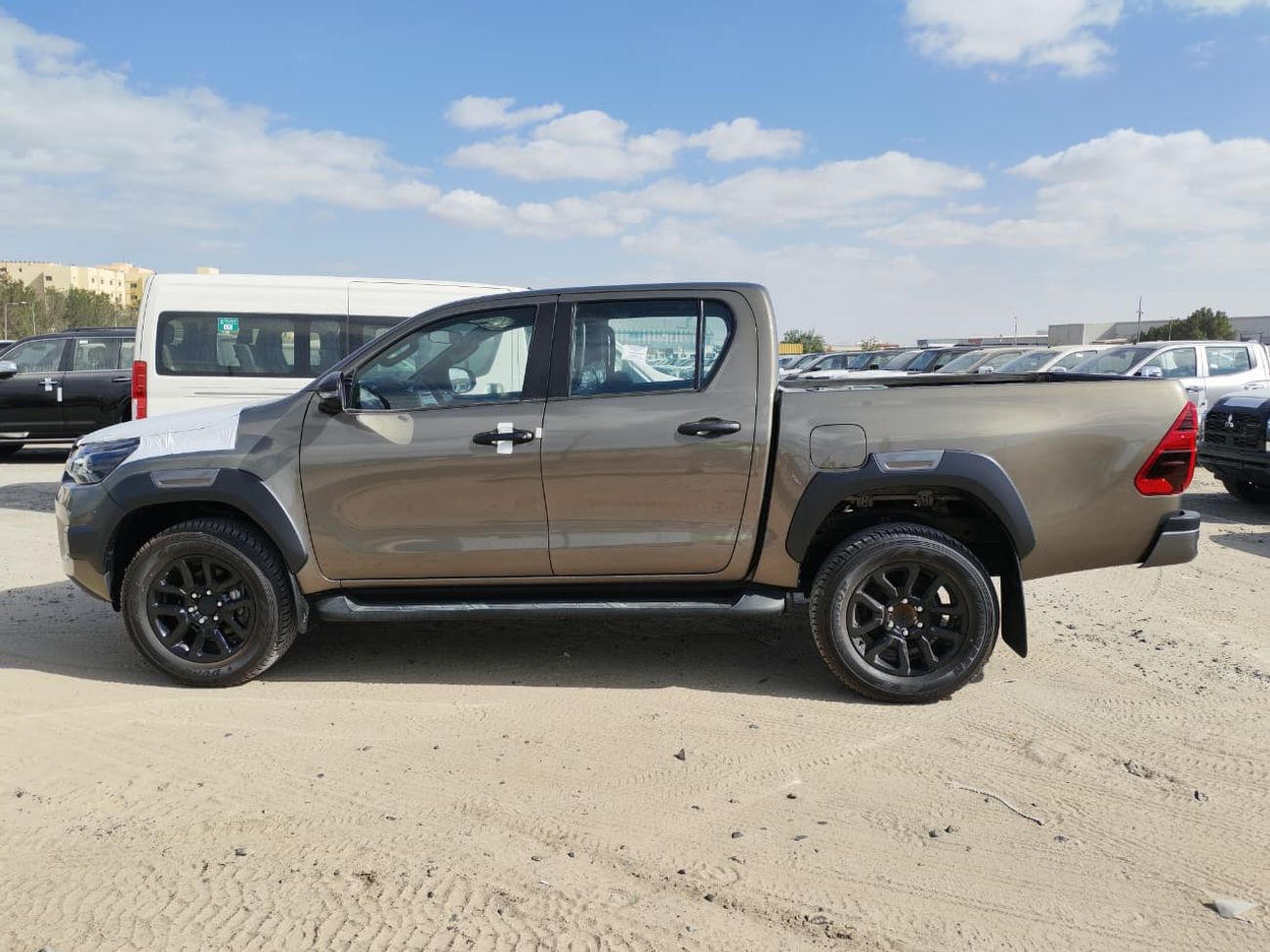 تويوتا هيلوكس 2025 Toyota Hilux Adventure Double Cab Pickup 2.8L 4-Cyl Turbo Diesel A/T 4x4 Africa Only
