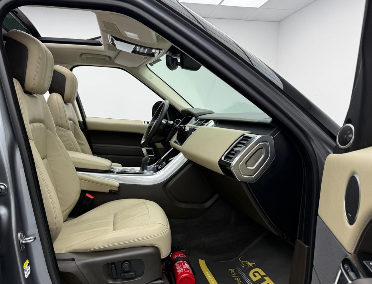 Land Rover Range Rover Sport 2022 Range Rover Sport Black Edition, 2026 RR Warranty, Full RR Service History, Fully Loaded, GCC