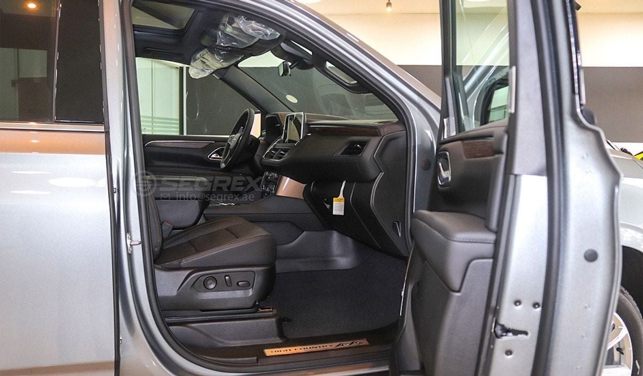 شيفروليه سوبيربان 2023 Model Chevrolet Suburban High Country, 6.2L Petrol AWD A/T
