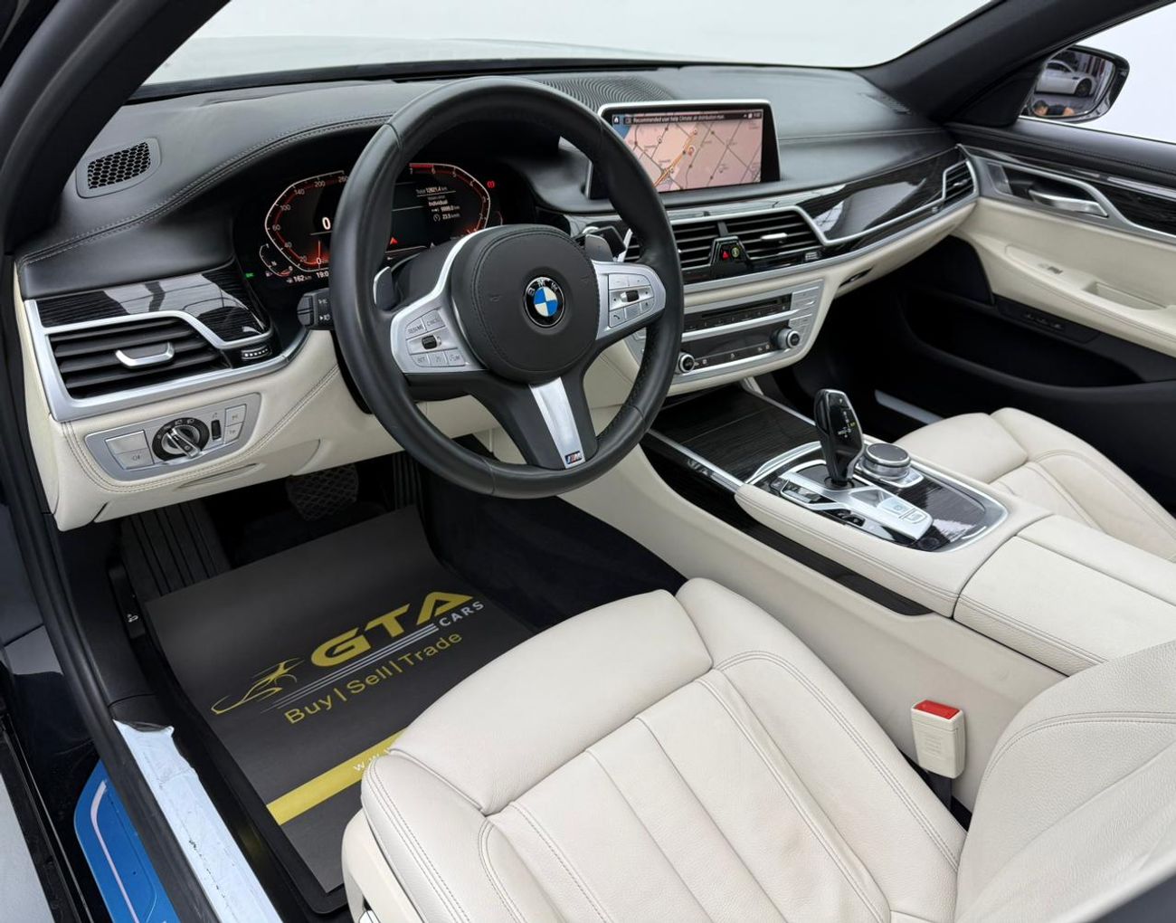 بي أم دبليو 730Li 2020 BMW 730Li, Warranty, Very Low Km, Fully Loaded, Excellent Condition, GCC