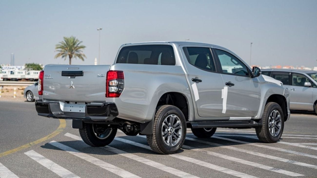 Mitsubishi L200 GLS Mitsubishi L200 Sportero 2.4L Diesel 4x4 2025
