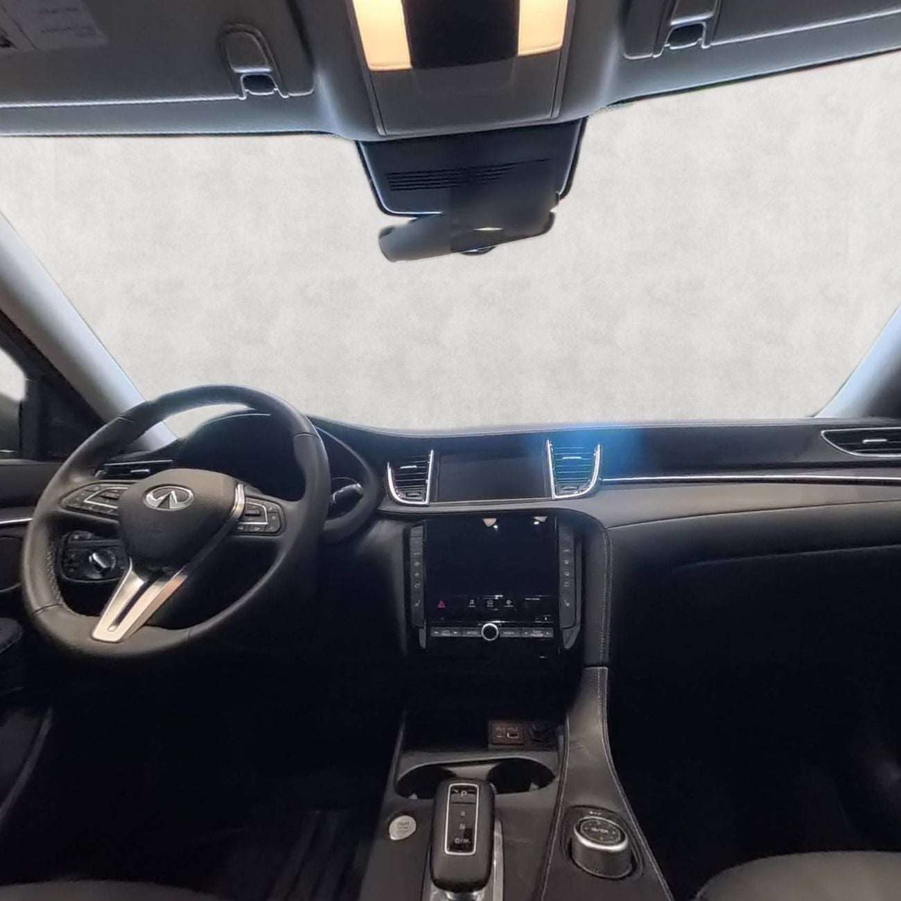 Infiniti QX50 LUXE 2.0