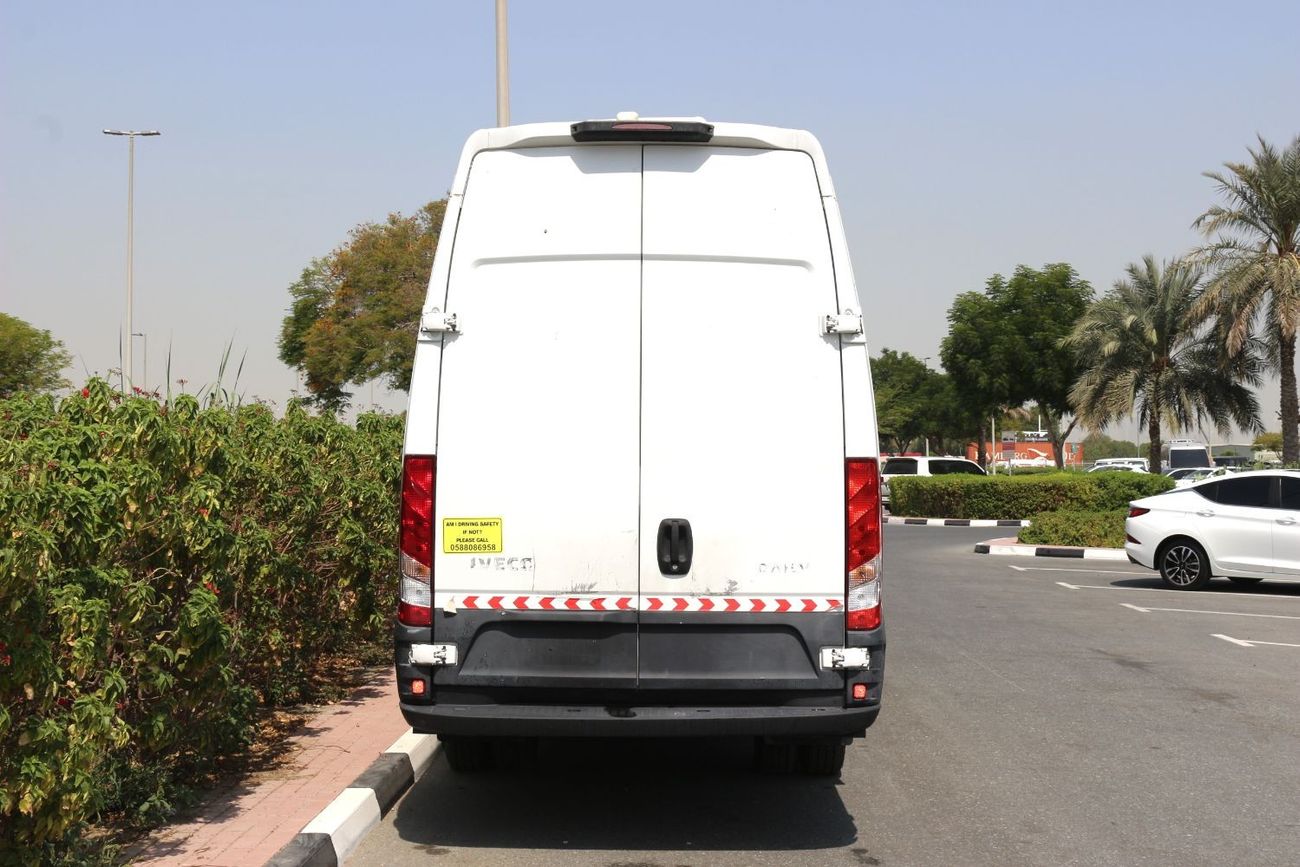 Iveco Daily Iveco Daily delivery van 2017 Gulf spec only 25000 km