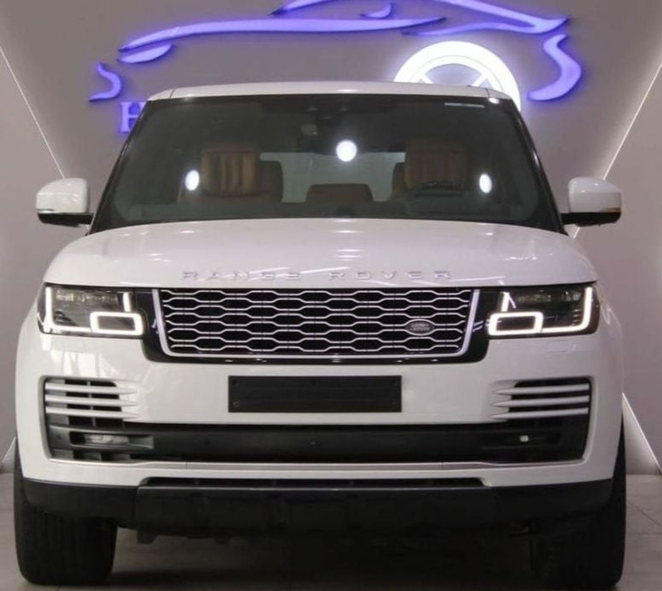 Land Rover Range Rover P400 DYNAMIC Fully Loaded