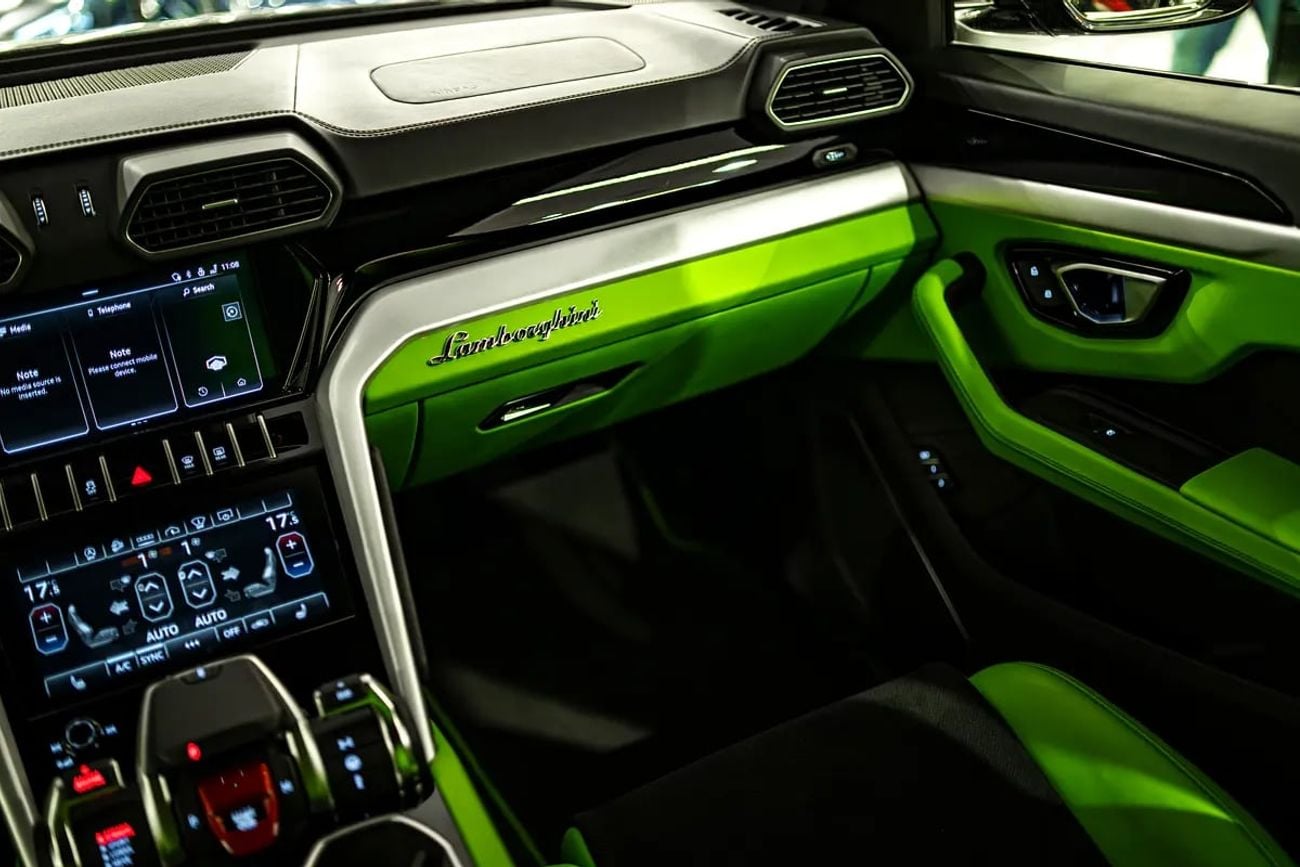 لامبورغيني اوروس Mansory Edition - American Specs - GCC/UAE Ready