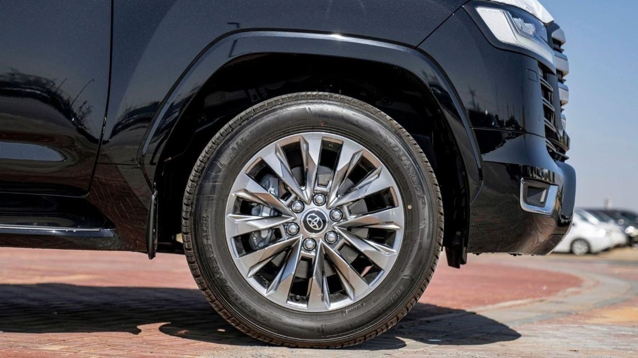 تويوتا لاند كروزر VXR Toyota land cruiser VXR 3.5L Petrol Full Option 2025
