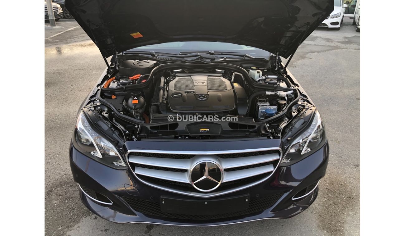 Mercedes-Benz E 400 Mercedes Benz E400 Hybrid model 2014  japan car prefect condition full option low mileage panoramic