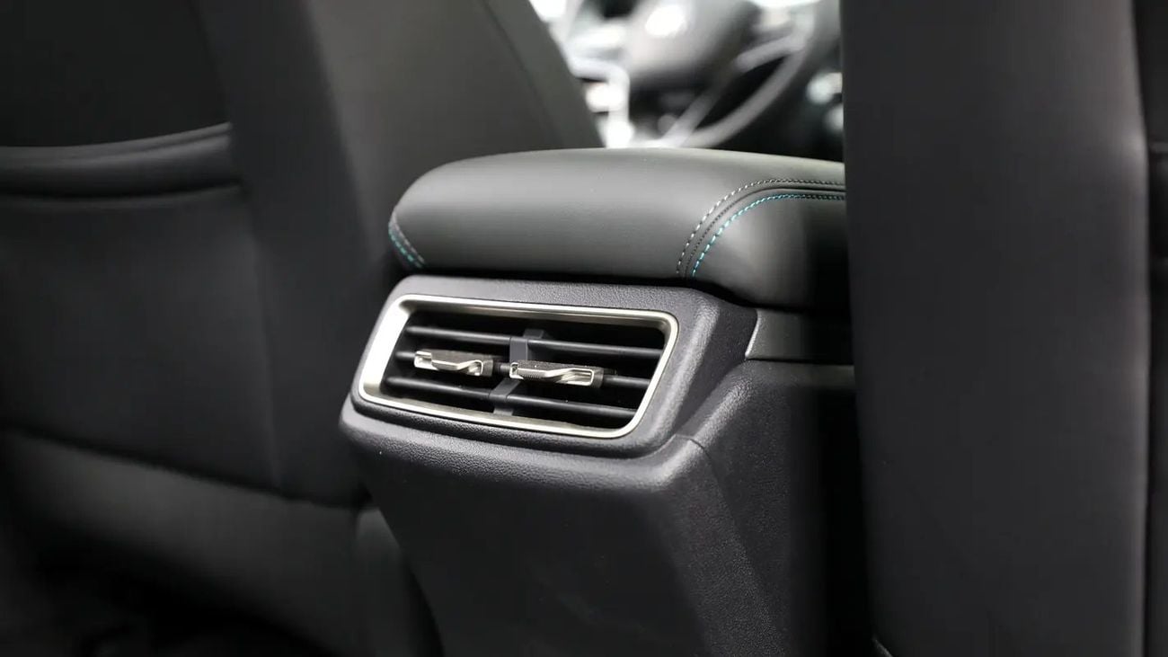 BYD Qin L DM-i Brand Leading Edition