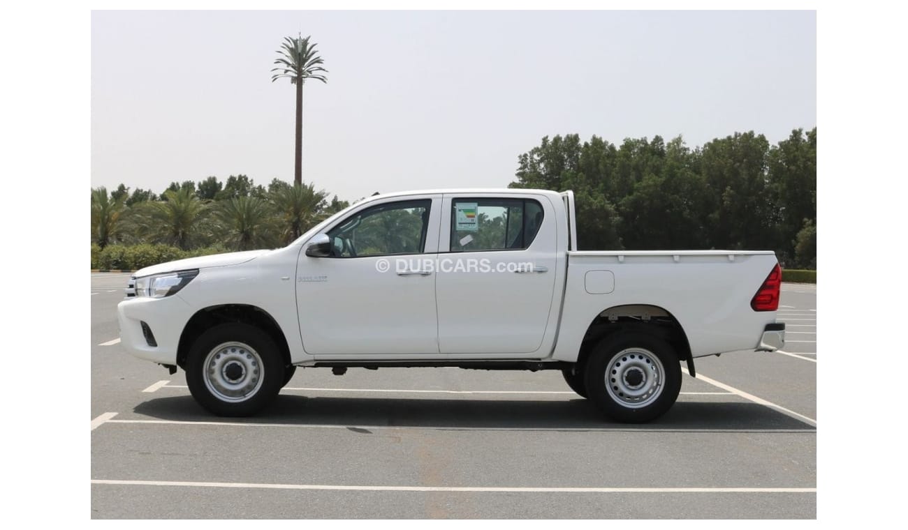 Toyota Hilux 2022 | 2.4L M/T 4WD WITH FABRIC SEATS BLACK INTERIOR EXPORT ONLY