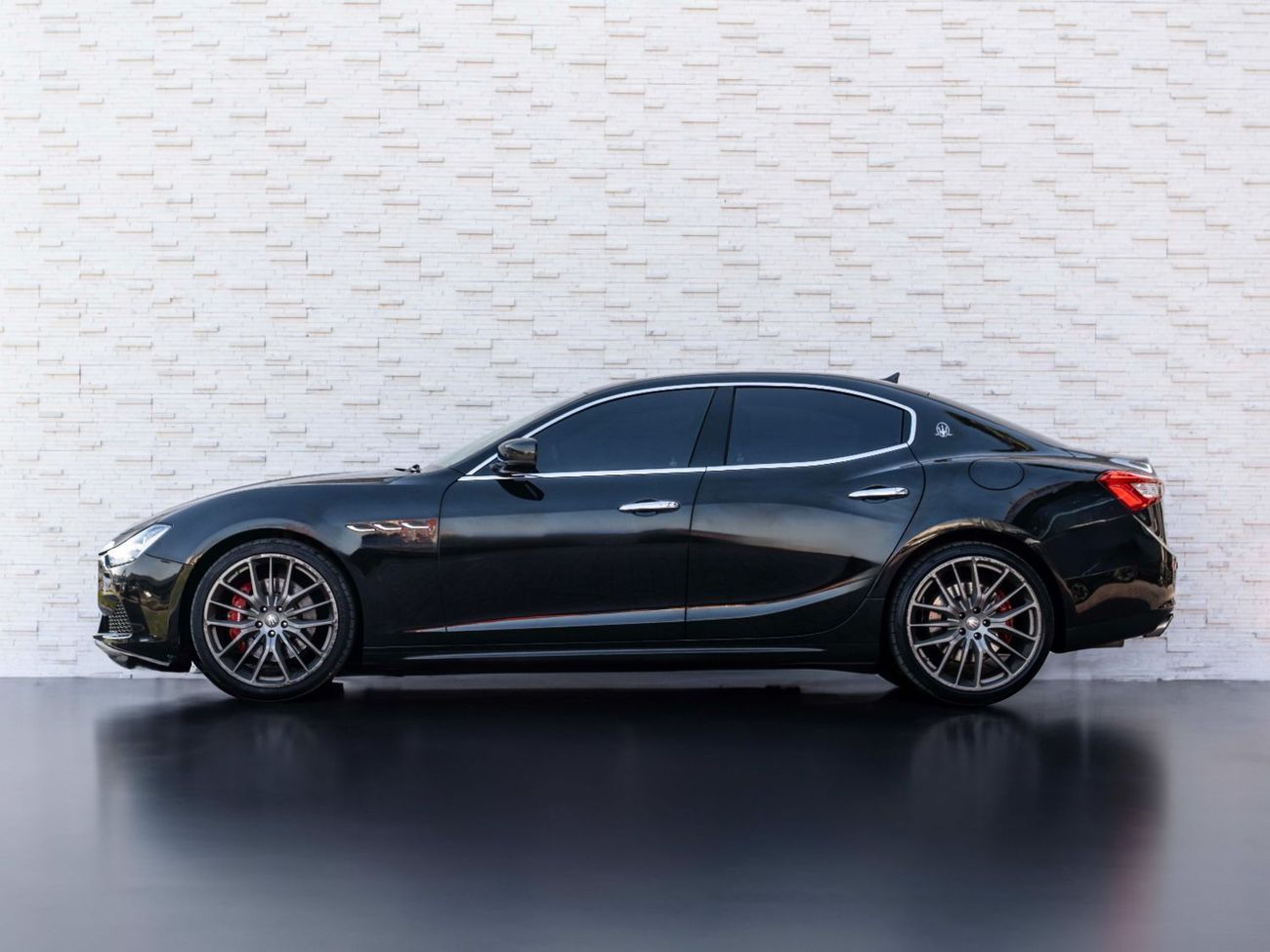 Maserati Ghibli S Q4 3.0L (345 HP)