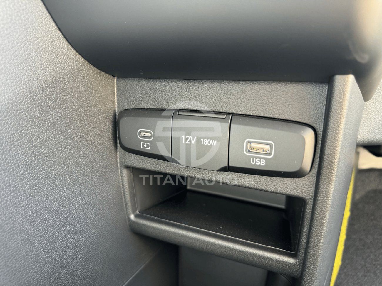 هيونداي ستاريا HYUNDAI STARIA DSL 2.2 S550 2025 MODEL