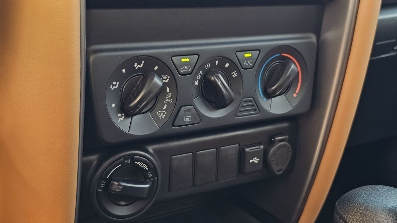 Toyota Fortuner 2.4 DIESEL E 4WD AT 2026/2026 Fortuner 2.4 DIESEL 4X4 AT MY2026 WITH MANUAL AC