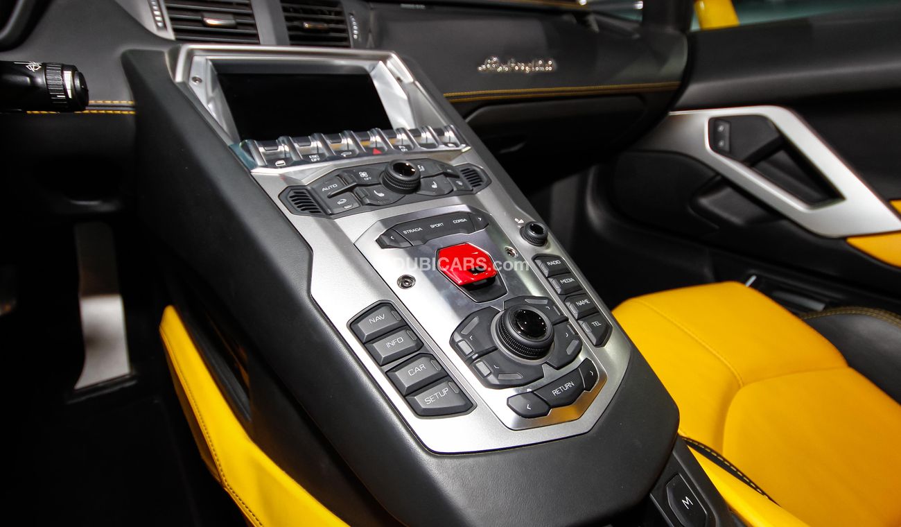 Lamborghini Aventador LP 700-4