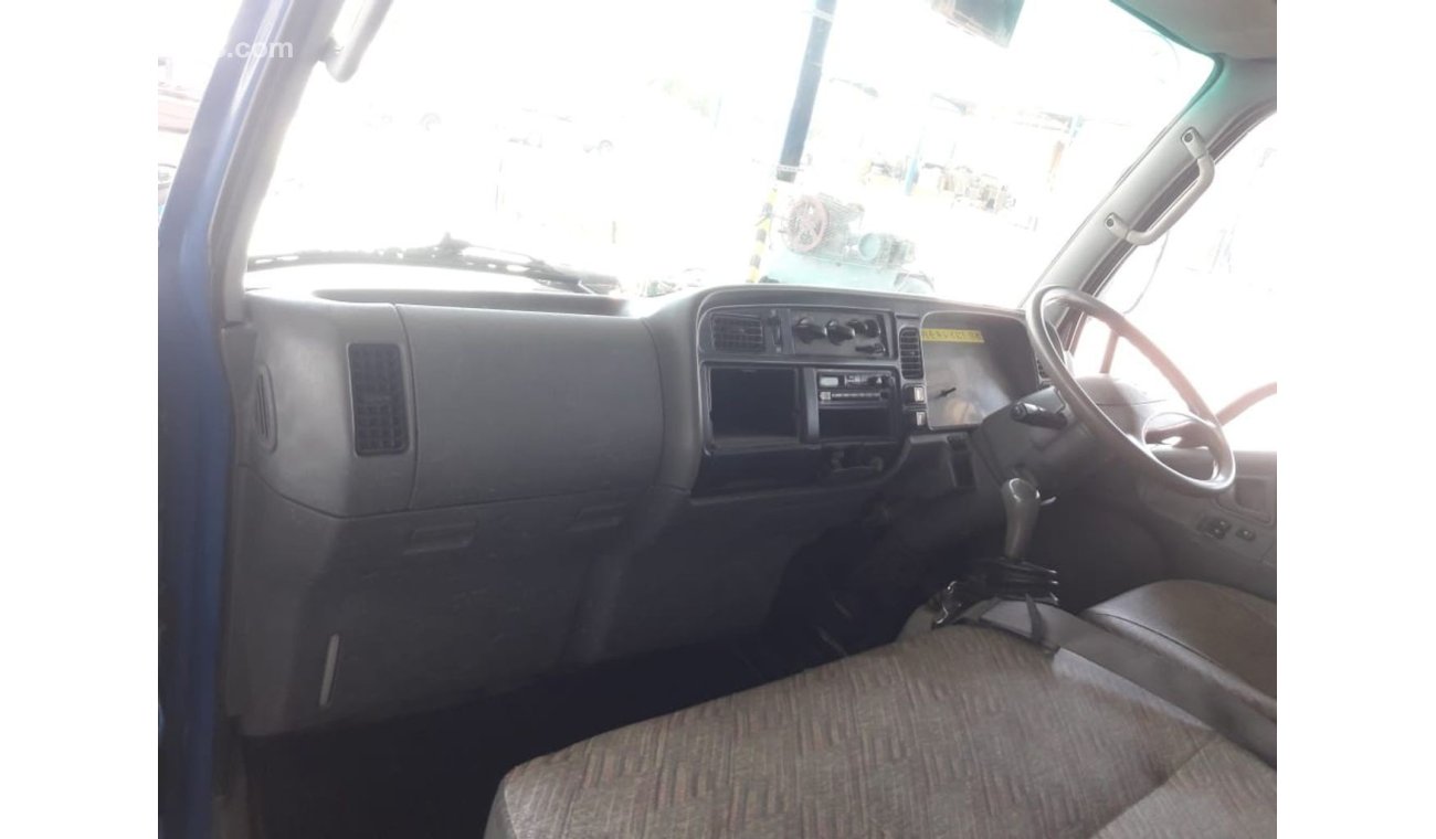 Mitsubishi Canter Canter truck RIGHT HAND DRIVE (Stock no PM 644 )