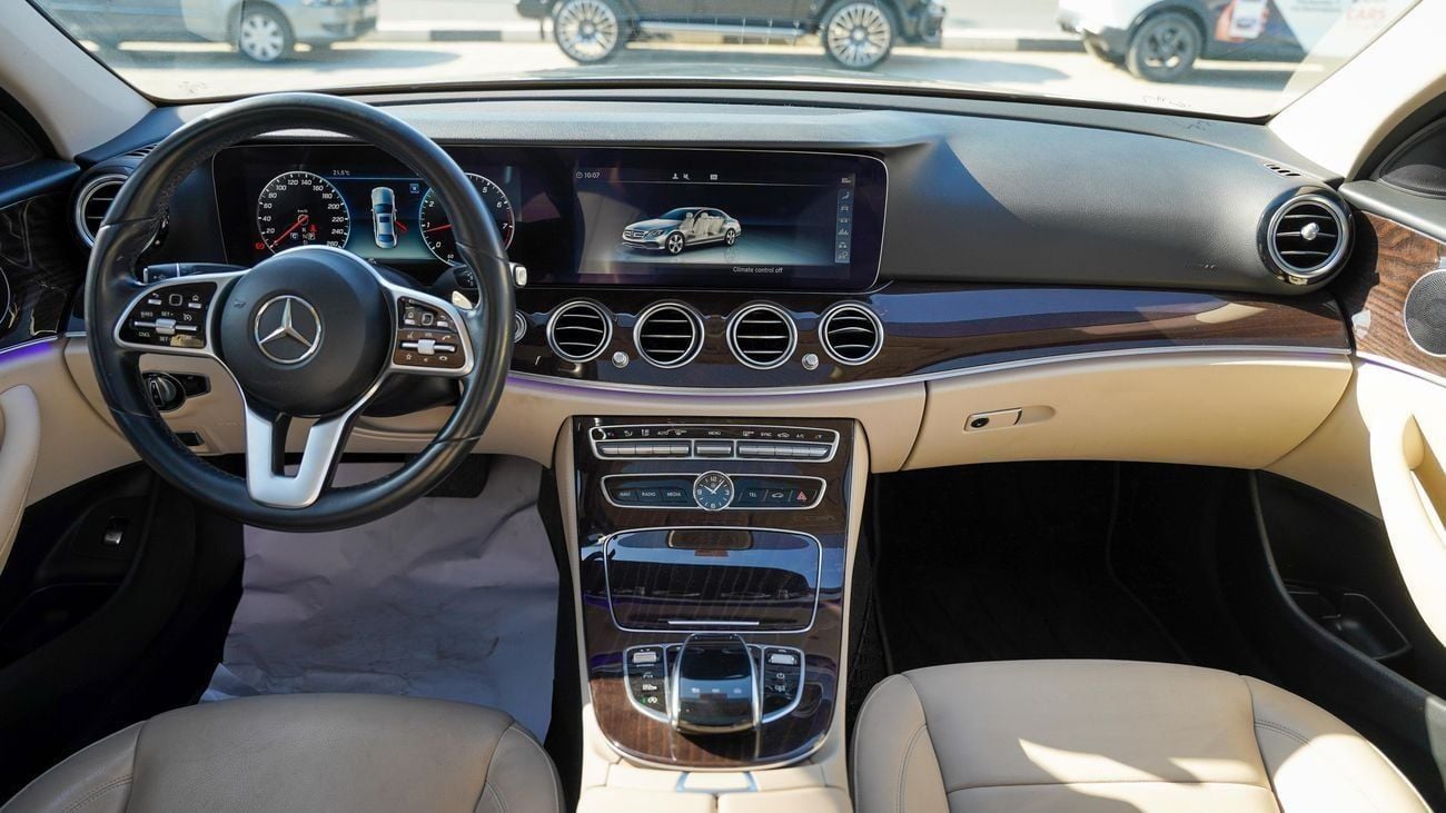 مرسيدس بنز E300 AMG