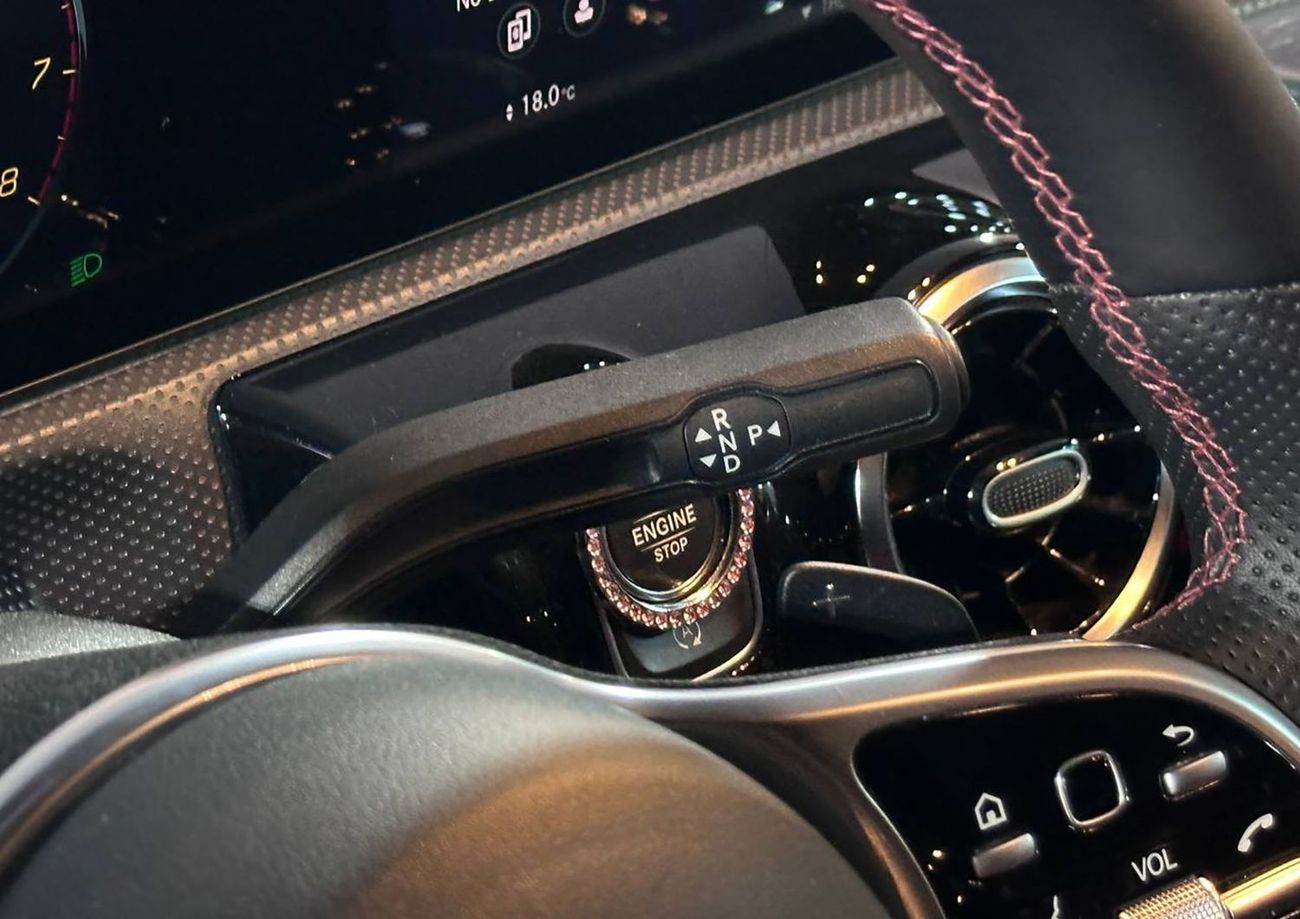 مرسيدس بنز CLA 250 Std 2.0L (221 HP)