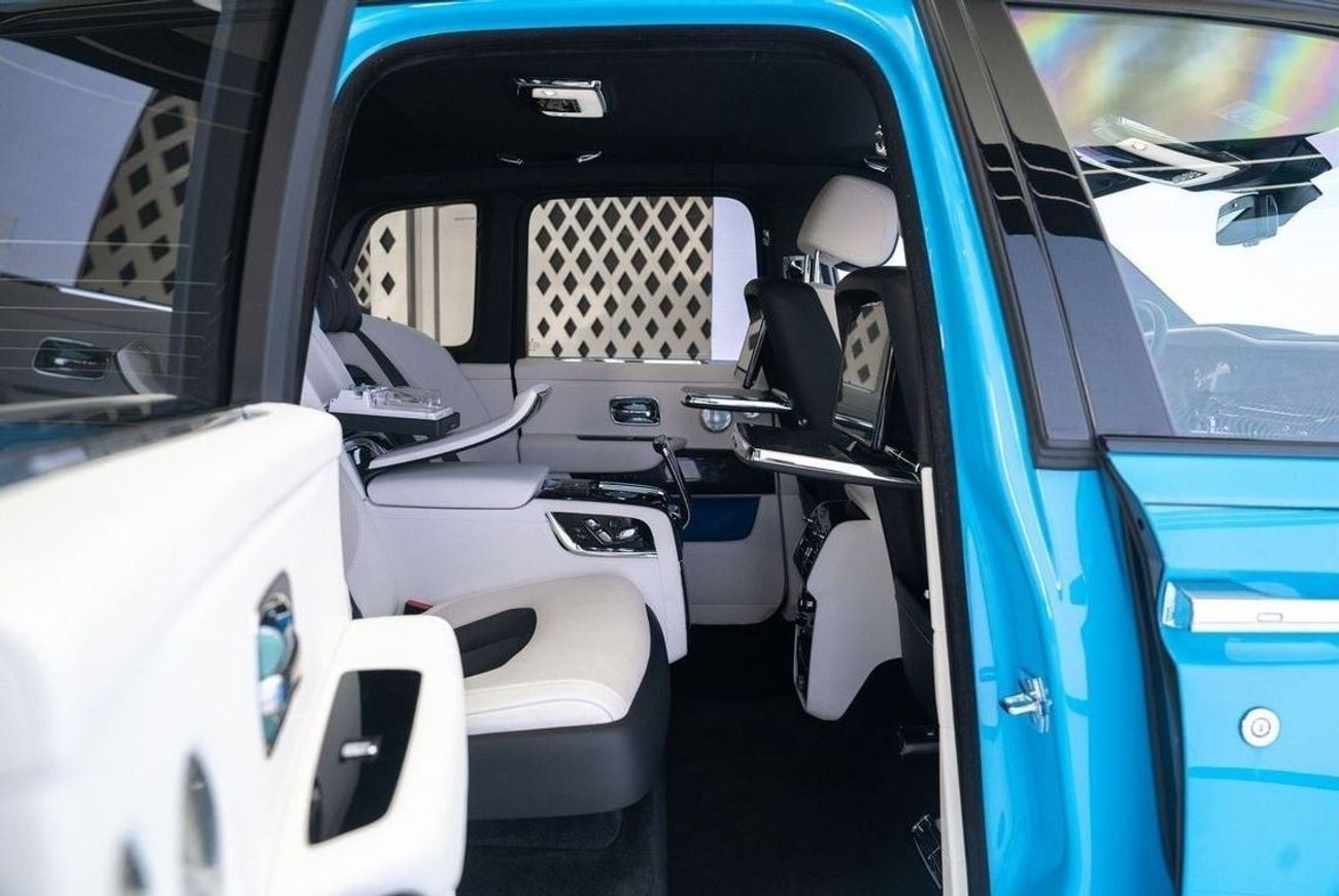 Rolls-Royce Cullinan BLACK BADGE