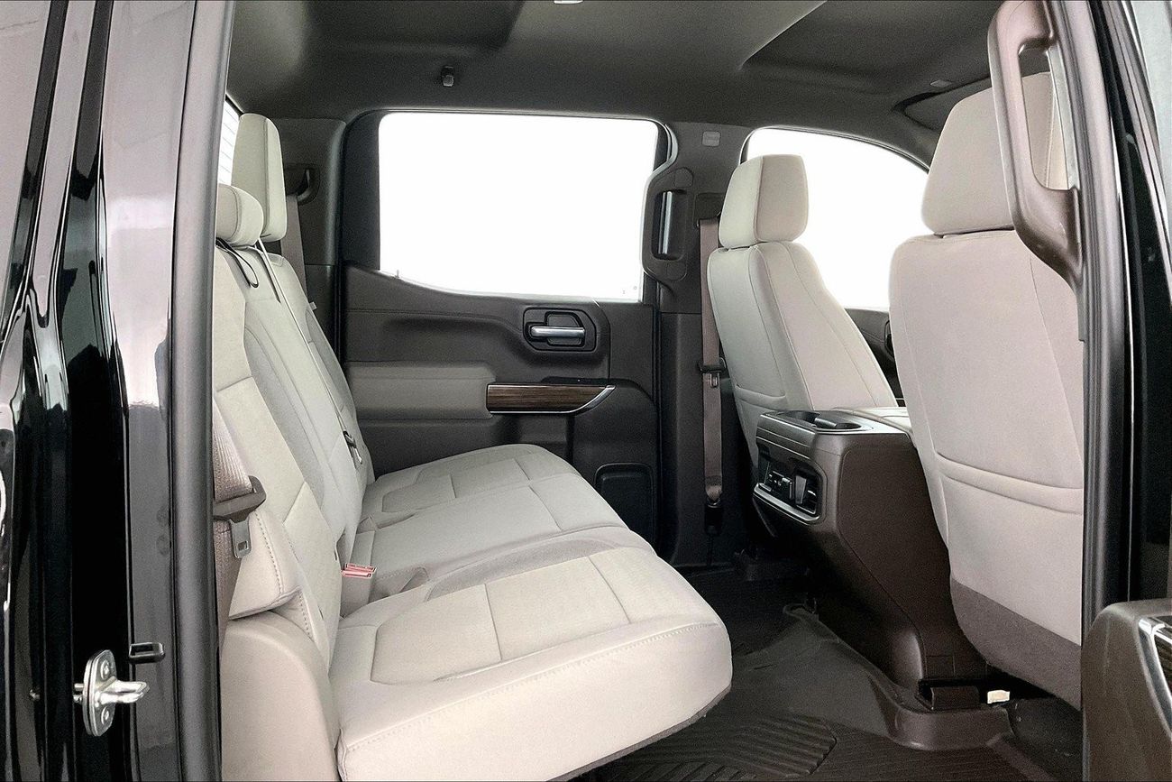 Chevrolet Silverado LT Z71 Trail Boss - Crew Cab| 1 year free warranty | Flood Free