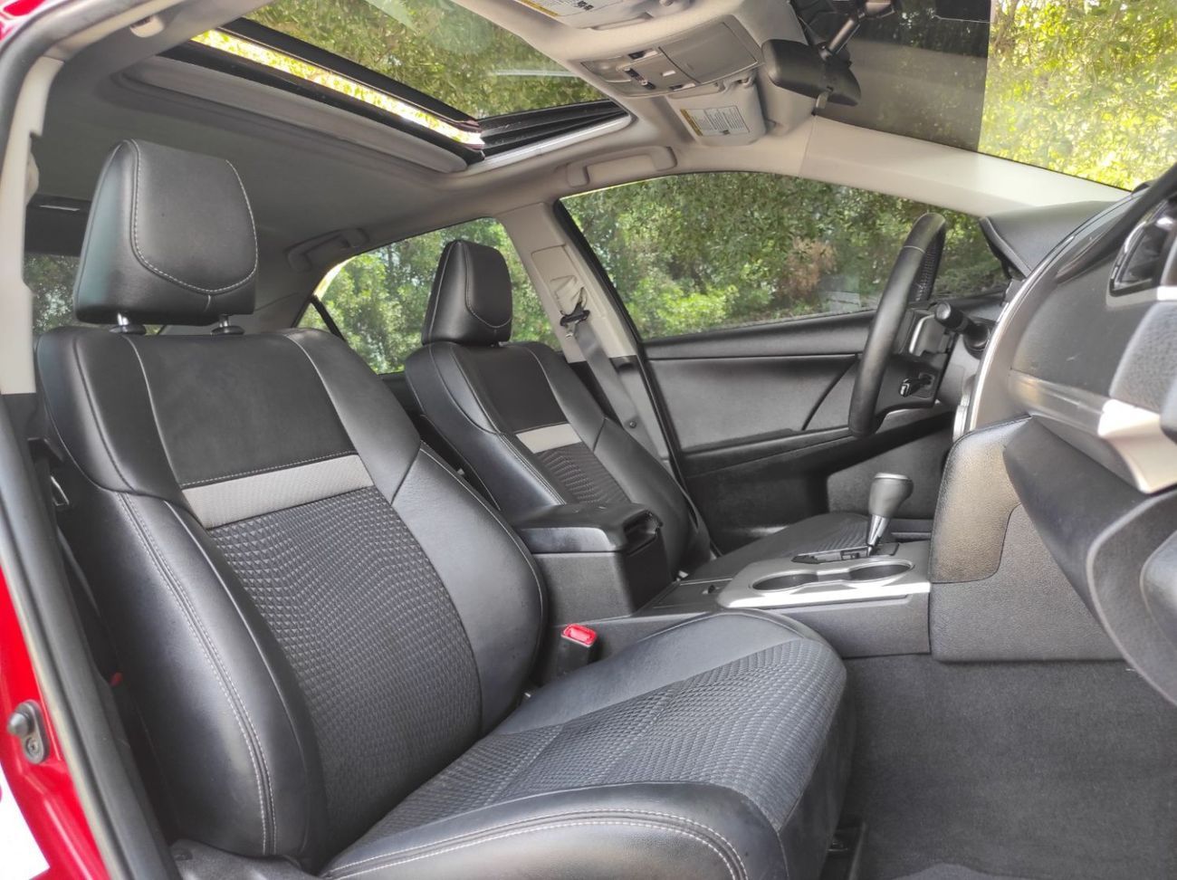 Toyota Camry GLX+ 2.5L Toyota Camry 2014 V4 2.5 Full options no1