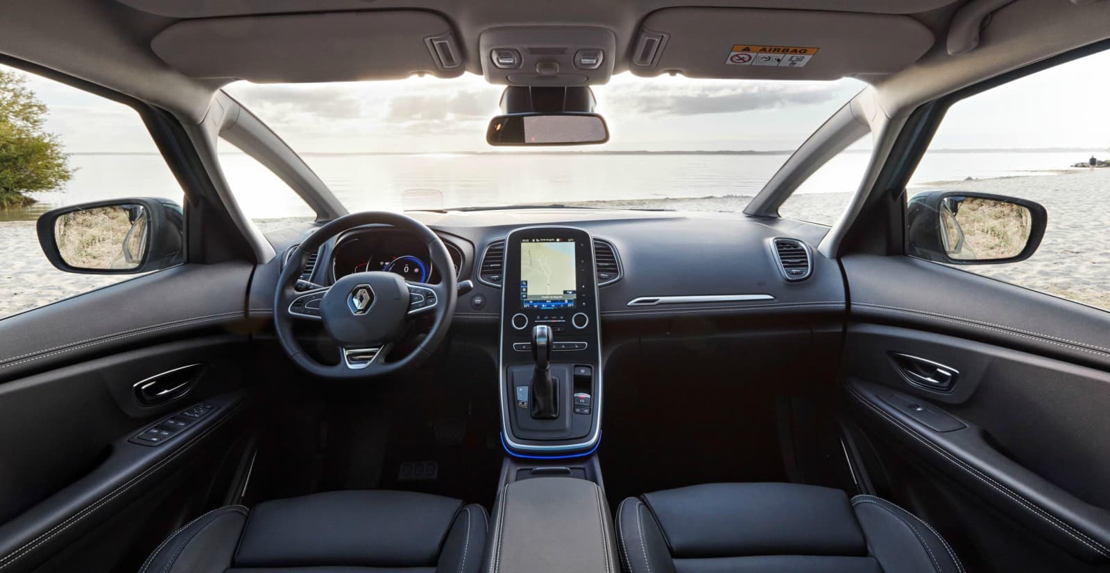 Renault Grand Scenic interior - Cockpit