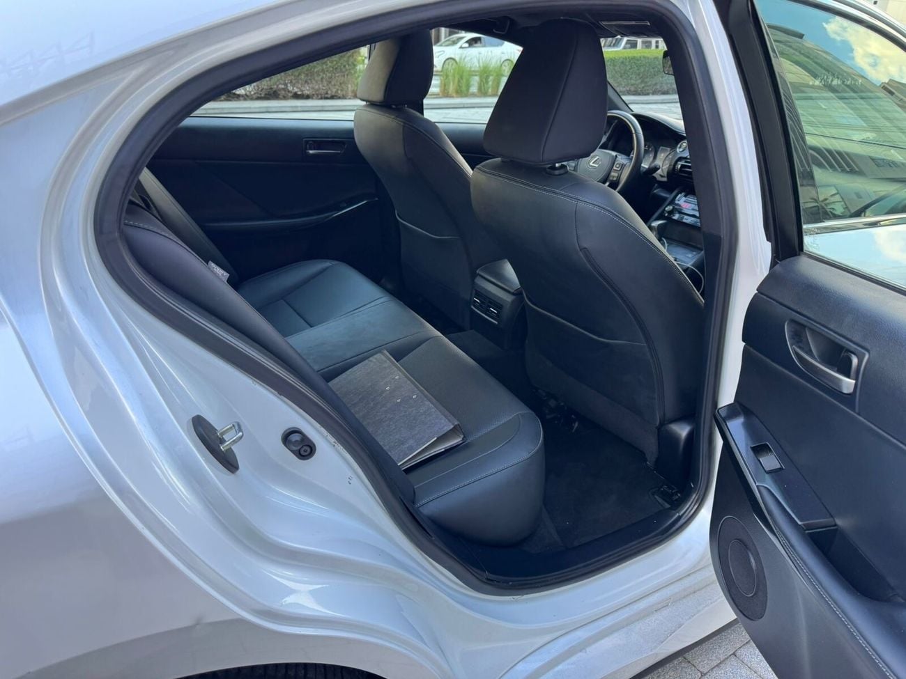 Lexus IS300 ELEGANT