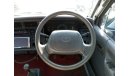 Toyota Hiace TOYOTA HIACE RIGHT HAND DRIVE (PM935)