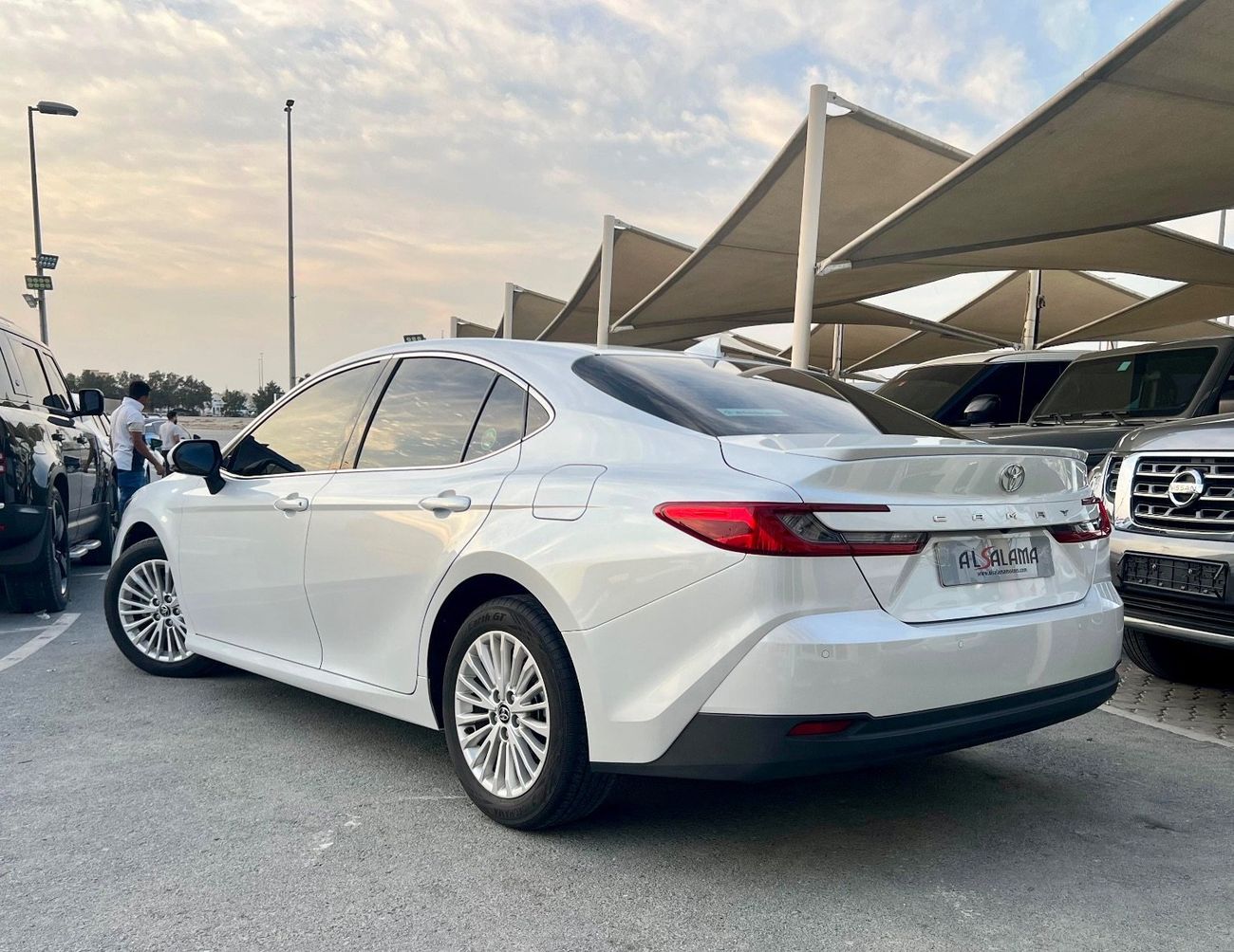 تويوتا كامري GLE 2.5L