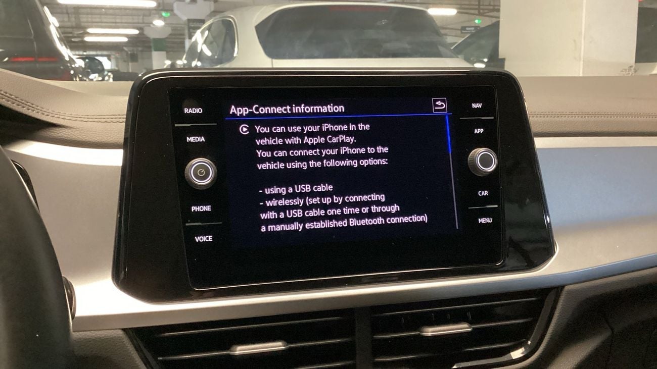 فولكس واجن T ROC 1.4 TSI LIFE | شامل الضمان | 0 ﺪﻔﻋﺓ ﺃﻮﻟﻯ