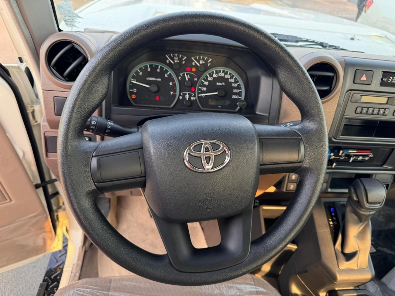 تويوتا لاند كروزر بيك أب 70 4.0L PETROL V6 AUTOMATIC TRANSMISSION ( FOR RE-EXPORT ONLY