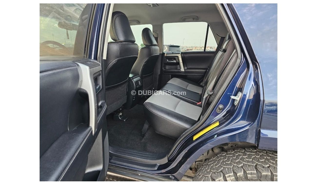 Toyota 4Runner “Offer”2017 Toyota 4Runner SR5 Premium 4x4 AWD 4.0L V6- UAE PASS