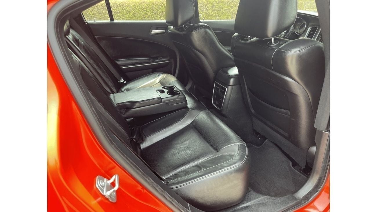 Dodge Charger 3.6L SXT (Base) Dodge Charger Sxt 2019 Orange 3.6L vin: 2C3CDXBG7KH696279