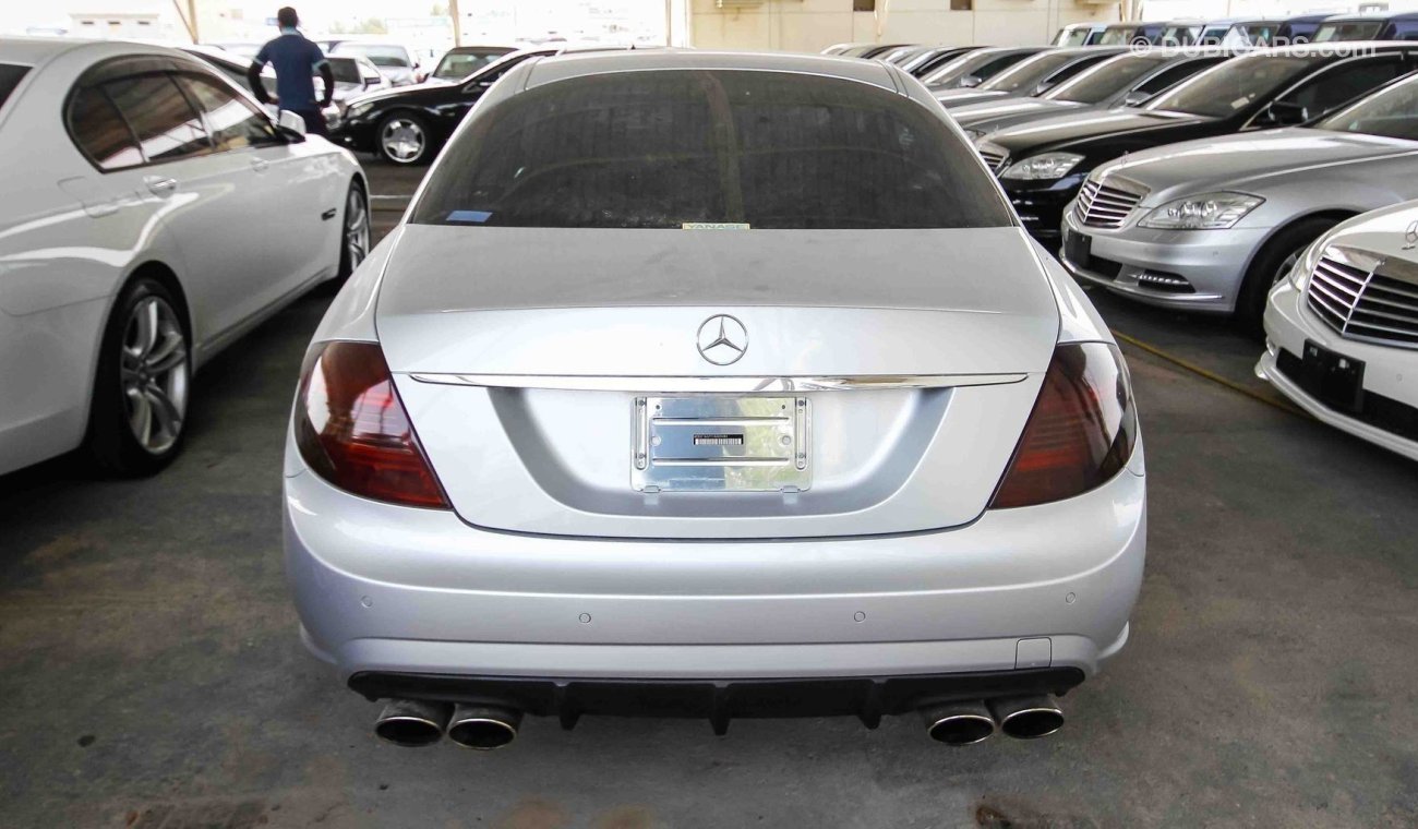 Mercedes-Benz CL 550 AMG Body kit with exhaust