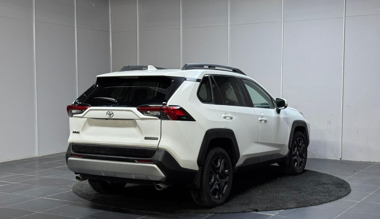 Toyota RAV4 Adventure 2.5L AWD