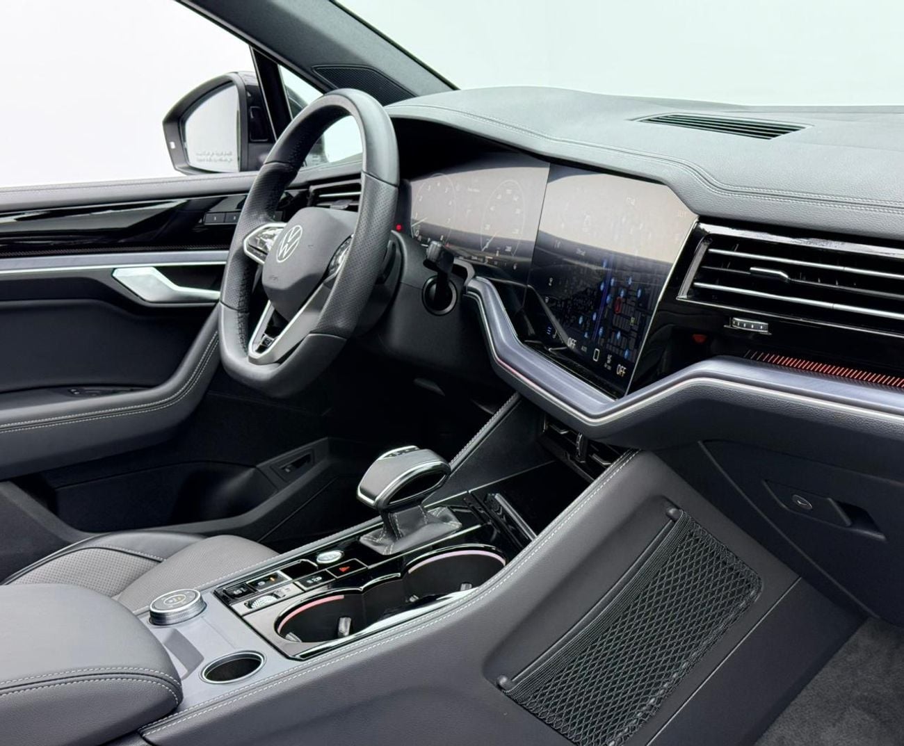فولكس واجن طوارق  2024 Volkswagen Touareg, 2029 VW Warranty + Service Pack, Full VW Service History, GCC