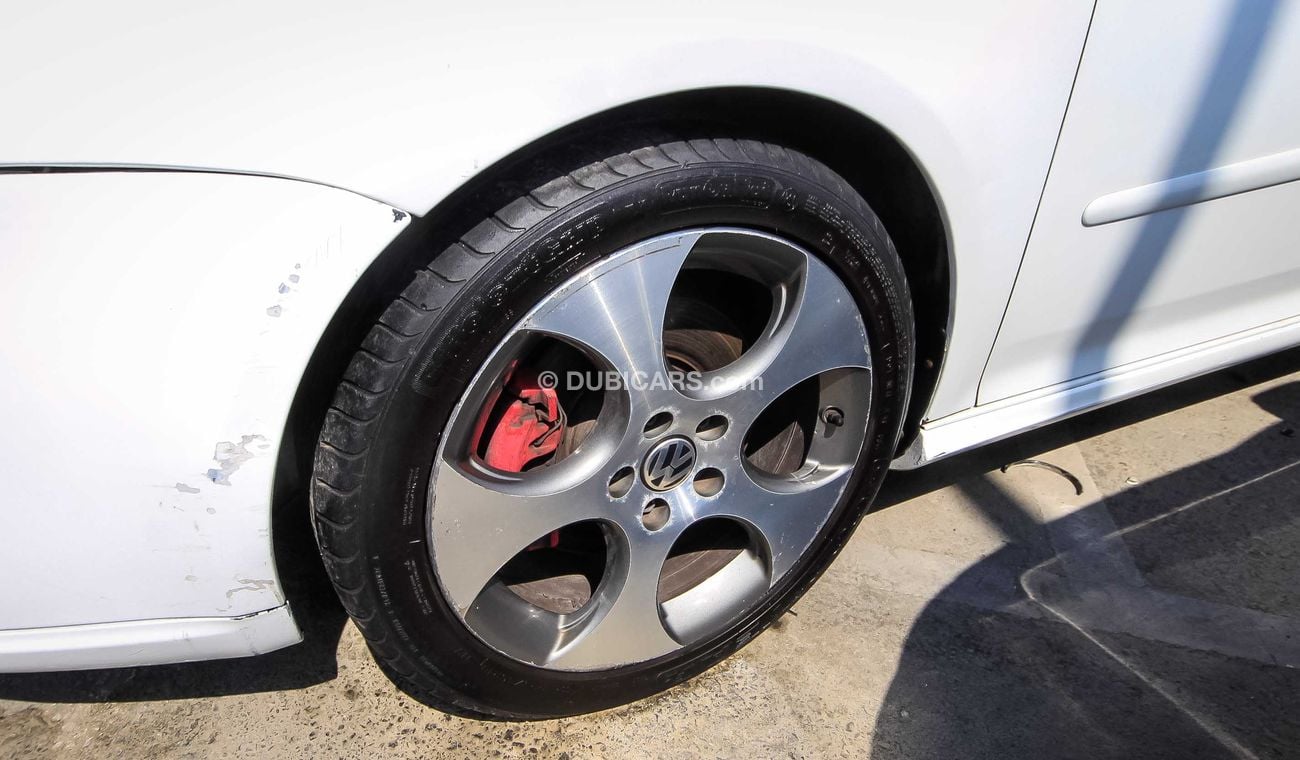 فولكس واجن جولف GTI