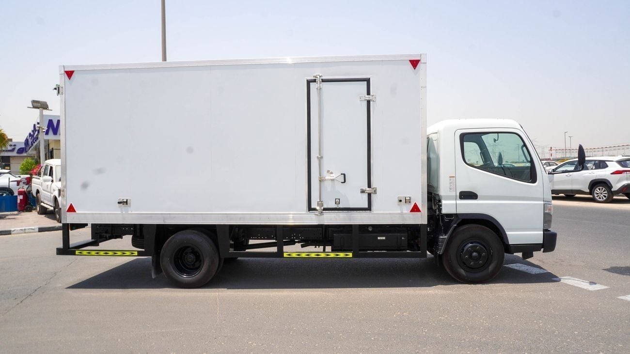 ميتسوبيشي كانتر فان Brand New Mitsubishi Canter DryBox 2025 Export 4.2L 2WD|Diesel|White/Black|CANTERCHASSIS-100-25|