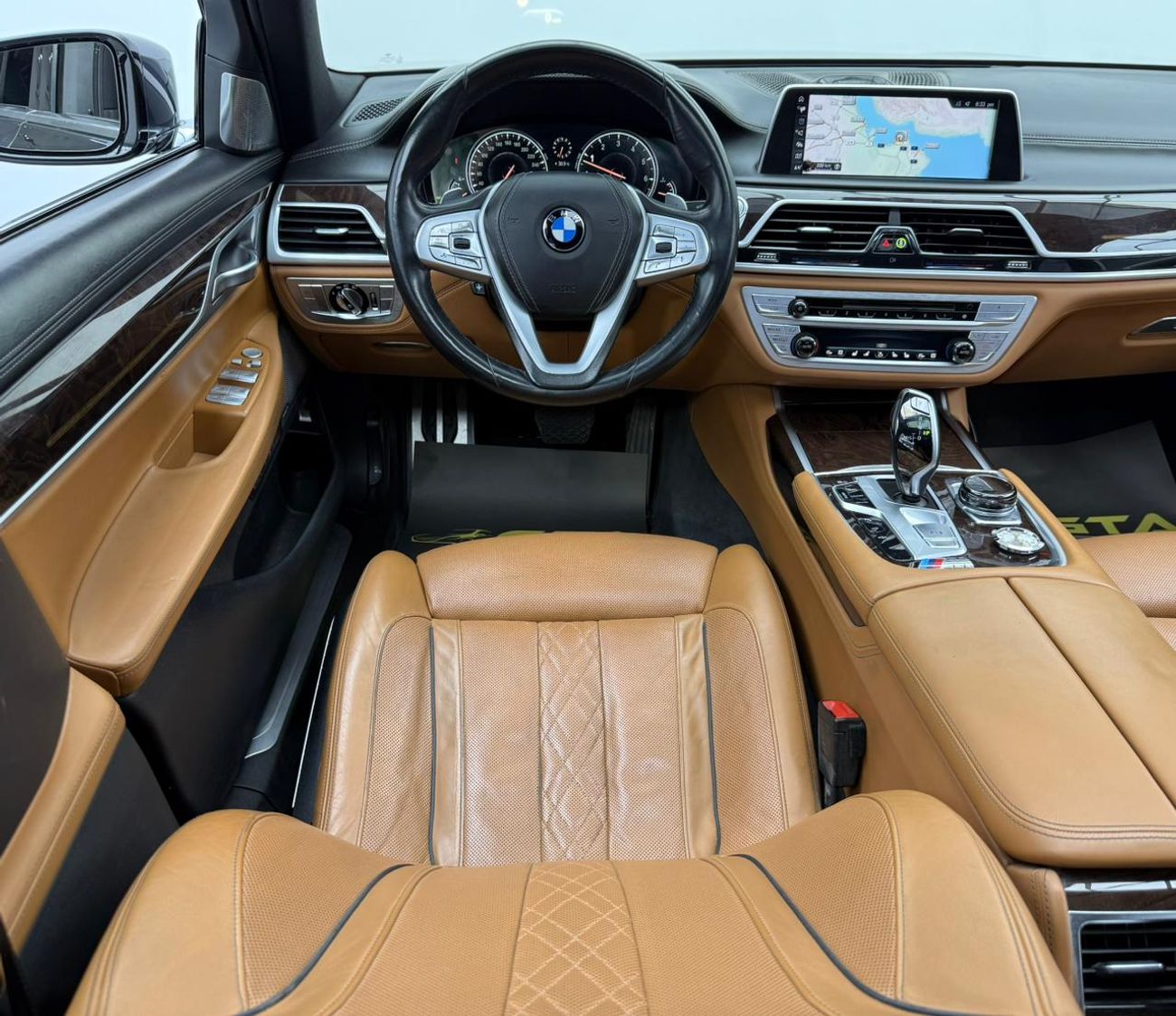 بي أم دبليو 750Li 2017 BMW M750Li xDrive, Full Service History, Fully Loaded, Excellent Condition, GCC