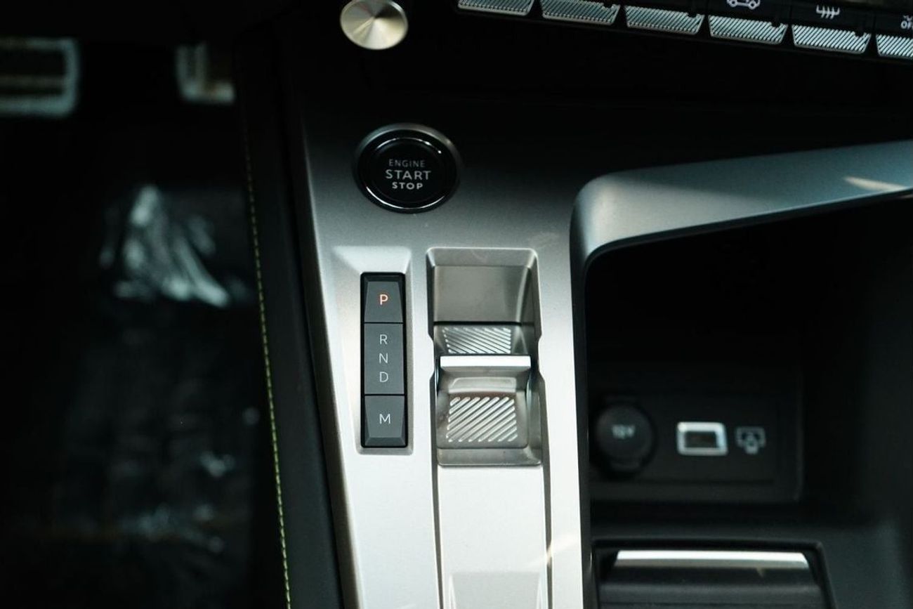 بيجو 408 408 GT 1.6 TURBO FWD , GCC , 0Km