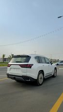 Lexus LX600 SIGNATURE omani spec with park and soft door | GCC Specs | Brand